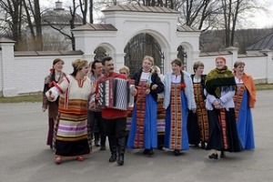 Пасха в “Тарханах” - народные гуляния и угощения по рецептам 19 века